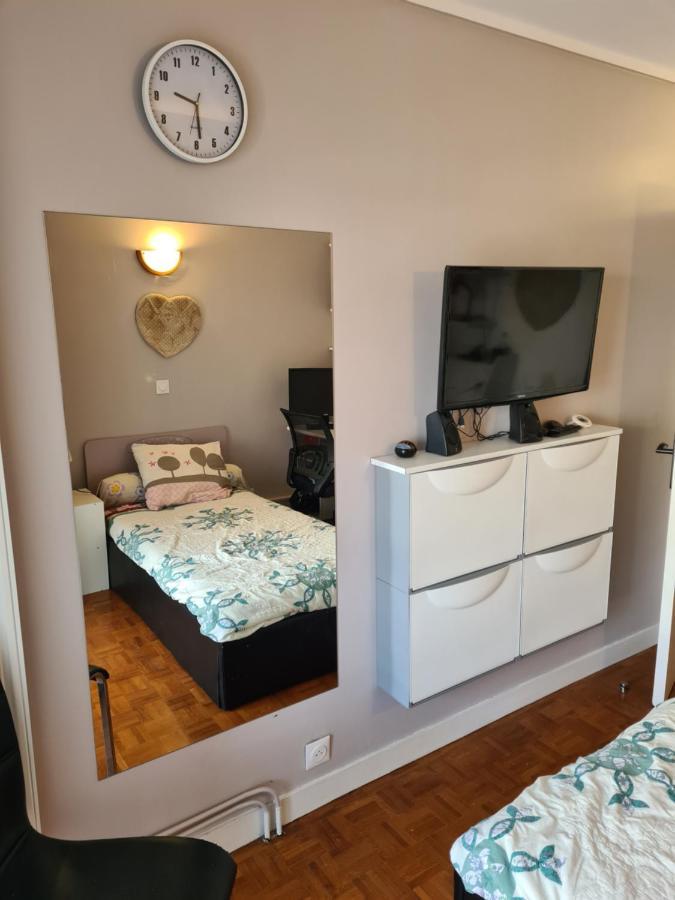 Chambre De 11 M2 Avec Balcon 巴黎 外观 照片